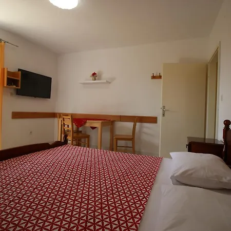 Meje Apartman *