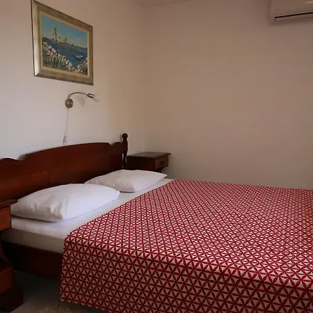 Meje Apartman *